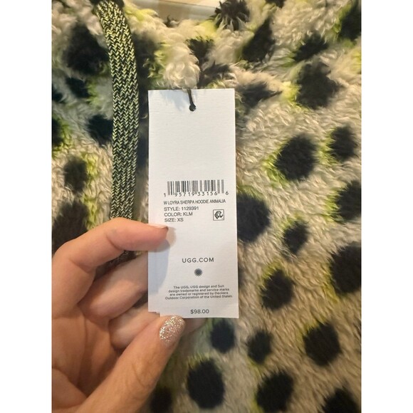 UGG Sherpa Hoodie NWT XS - Picture 3 of 8